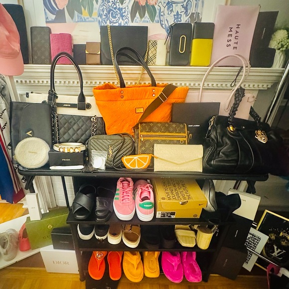 Unlisted Bags & Shoes- Live Listing - Picture 1 of 1
